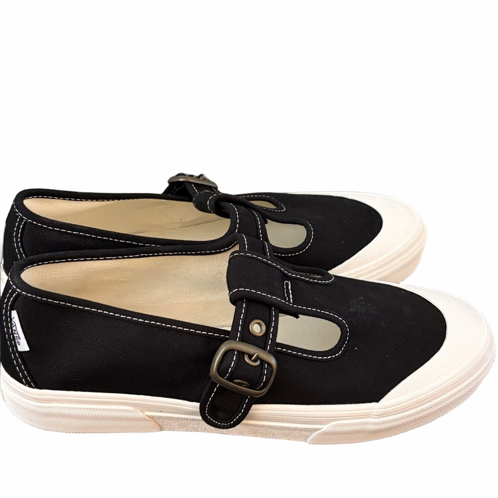 Vans 8 Mary Jane style 93 in black canvas with white rubber outsole / bukle NWT - Picture 2 of 4